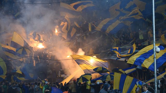 Mayo de 2019. Los hinchas canallas armaron una fiesta en una de las cabeceras del Malvinas Argentinas.