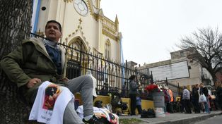 La iglesia de Buenos Aires al 2100. Para mañana se espera la masiva concurrencia de fieles de San Cayetano, el santo del pan y el trabajo.&nbsp;
