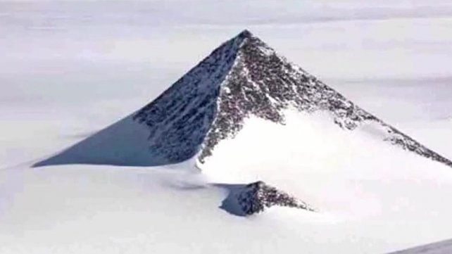 Usuarios en redes polemizaron. Unos opinan que fueron construidas por extraterrestres y otros indican que son nunataks