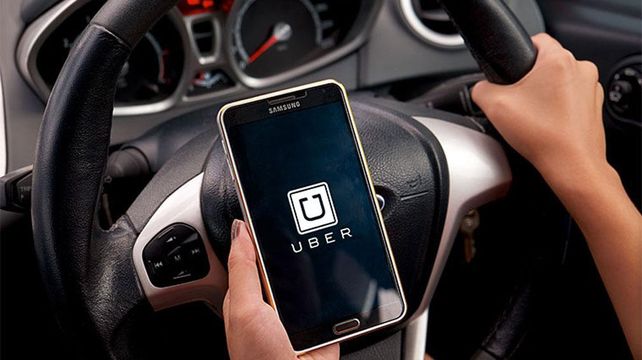 Un delincuente utilizó la aplicación Uber para cometer un asalto