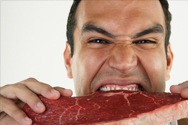 Comer demasiada carne es tan nocivo como fumar