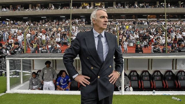 Jorge Fossati ponderó las virtudes de Colón para ser campeón de la Liga Profesional.&nbsp;