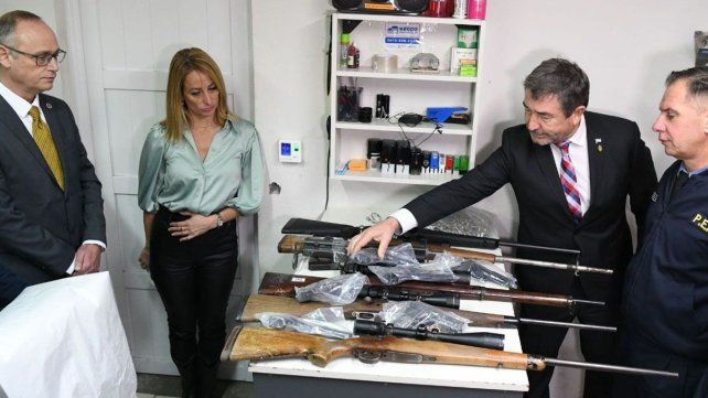 El Poder Judicial entregó armas a la Policía de Entre Ríos