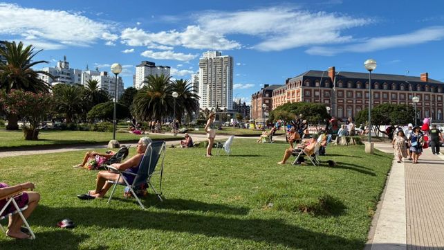 Mar del Plata: la temporada del superpancho partido en dos y el choripán en tres