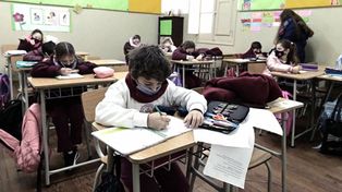 La ministra Adriana Cantero dijo que evalúan el pase sanitario en las aulas