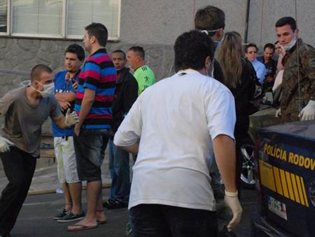 El Cromagnón de Brasil: un incendio en un boliche por una bengala dejó al menos unos 233 muertos