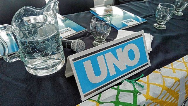 La edición 22 del Internacional de Clubes de Maxibásquet cuenta con es auspicio de UNO. 
