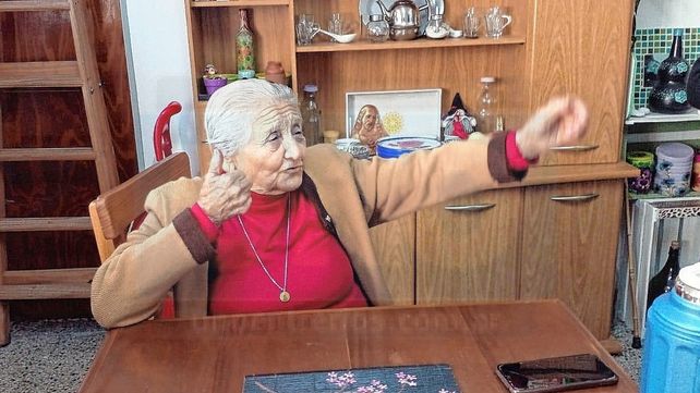 Paula Aranda, la abuela curandera fanática de Patronato, cumplió 99 años