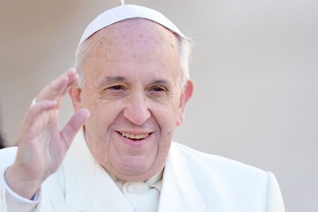 El Papa Francisco criticó a los usureros y pidió que a las familias no les falte trabajo