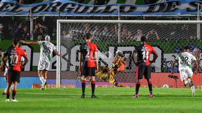 Banfield derrotó a Colón 2-1 y el Sabalero quedó en zona de descenso.