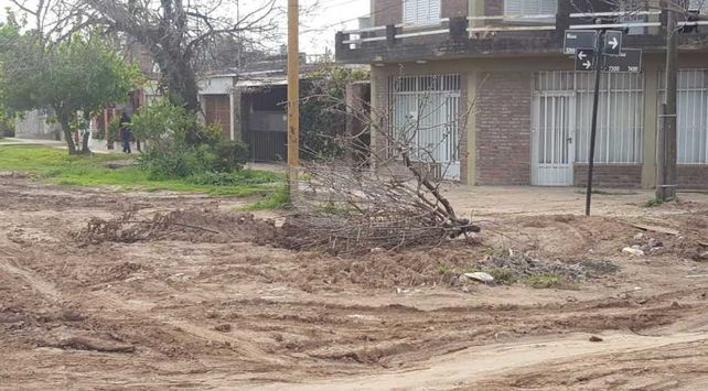Vecinos de Transporte y Belgrano reclaman por la calle Risso