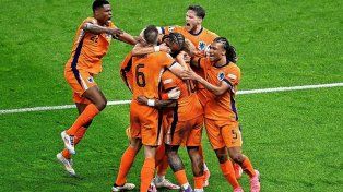 Eurocopa: Países Bajos se lo dio vuelta a Turquía y se clasificó a las semifinales.