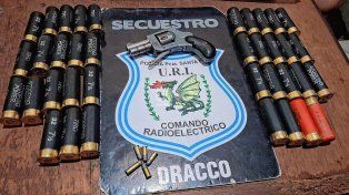 Los elementos secuestrados en el auto tras la persecución&nbsp;