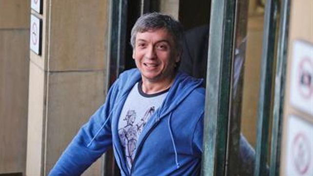 Máximo arribó a los Tribunales Federales en  Retiro minutos antes de las 11 y se retiró 40 minutos después.