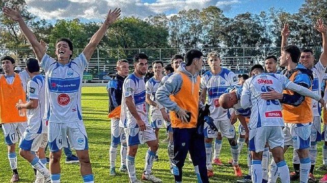 Gimnasia de Concepción del Uruguay goleó y se ilusiona