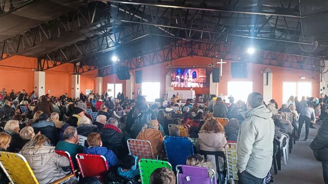 Los seguidores de Leda Bergonzi coparon el camping sindical en la zona sur