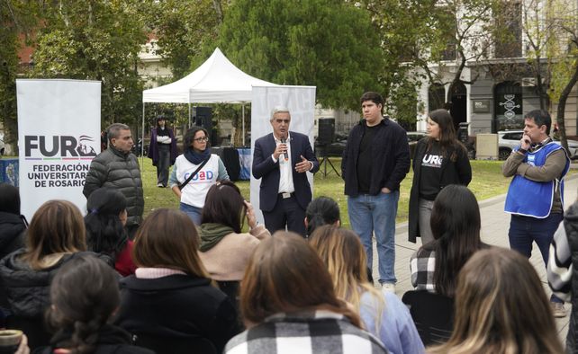 La UNR volvió a reclamar una ley de financiamiento y denunció recortes del presupuesto