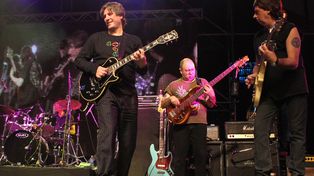 Boudou descoll&oacute; con su guitarra en un homenaje a Pappo (video)