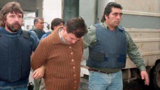 El llamado Carnicero de Giles, a quien también conocen como El Chacal, se fugó de la cárcel de La Plata.