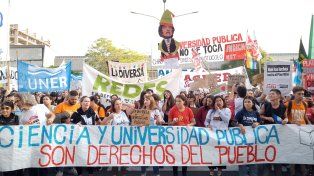Comienza la semana con un paro de 72 horas de docentes universitarios
