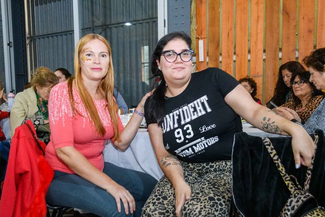Adriana Delsa y Paula Massagli.
