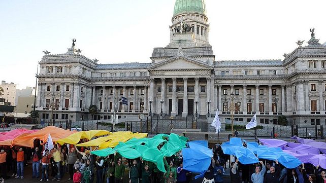 La manifestación convocada por la Comisión Organizadora de la Marcha del Orgullo y otras organizaciones del colectivo LGTBIQ+ contará con la CGT y las dos CTA