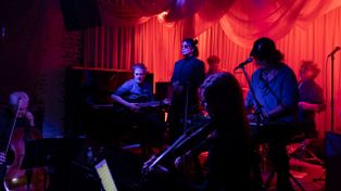 Hello! llega a Rosario para celebrar el histórico MTV Unplugged de Charly García