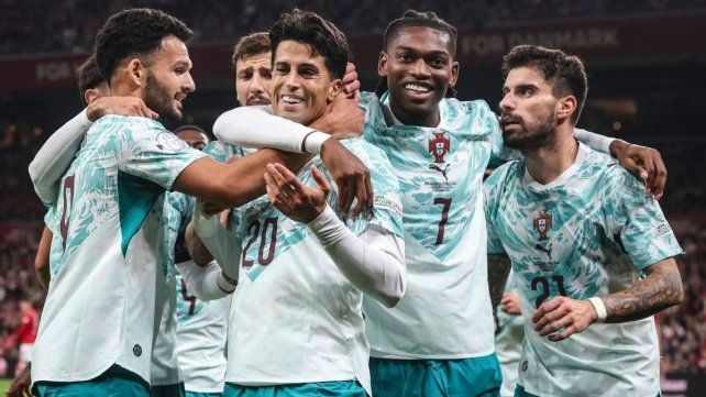 Sin Ronaldo, Portugal venció a Dinamarca y se afirma en la cima de la Nations League