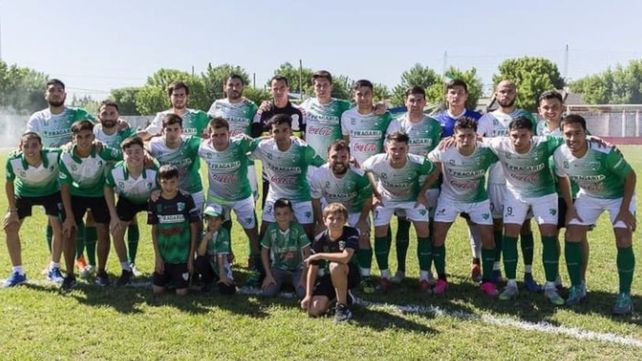 Histórico. El plantel de Villa Cañás que ganó la Copa Federación en Humboldt. La institución representa a la liga venadense y el último campeón 2019.&nbsp; 