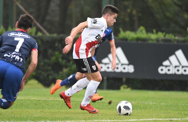 La Reserva de Unión cayó ante River y no pudo forzar un desempate por el título