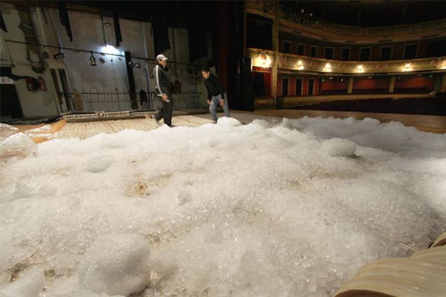 El escenario del Teatro Municipal se transforma en pista de hielo