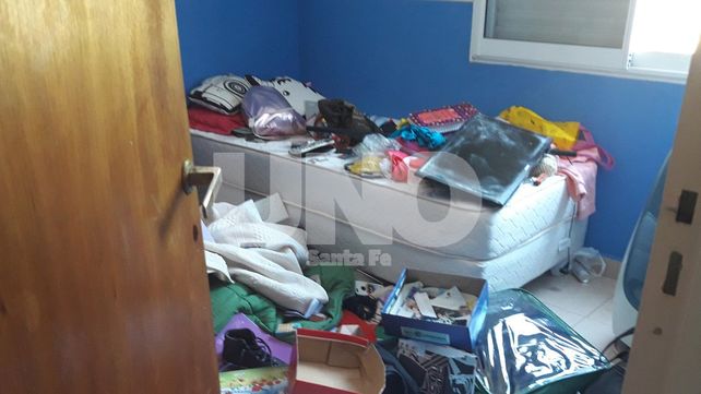 Escuchó ruidos, se levantó de la cama y se encontró cara a cara con un ladrón