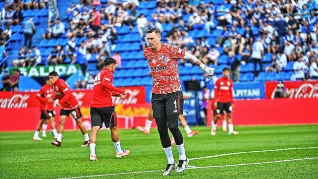 Empate sin goles y sabor amargo para River en Liniers.