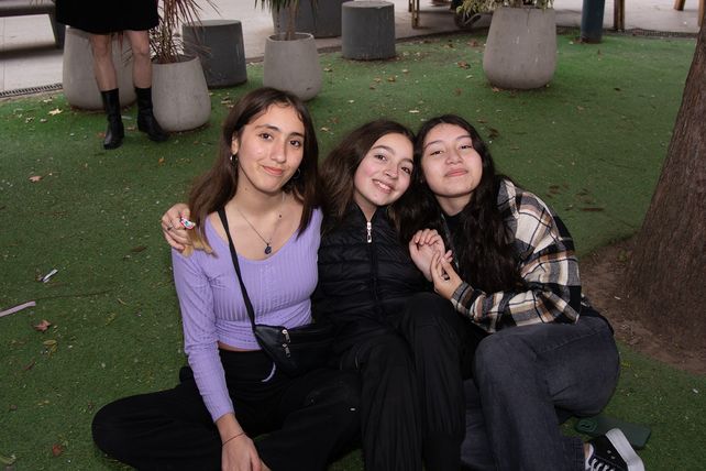 Valentina Meuzete, Amaray Costa y Lupe González
