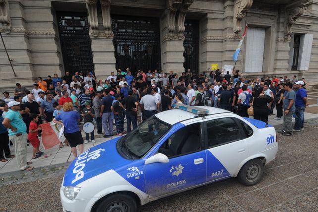 Lamberto dijo que el 90 por ciento de los policías en Santa Fe no se plegó al paro