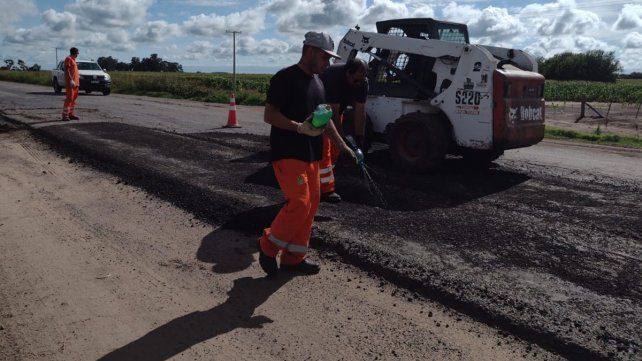 Reparación de emergencia: Santa Fe arregla algunos tramos de rutas ante la falta de respuesta de Nación