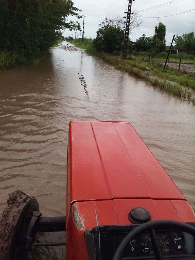 Quiroga, la calle que comparten Santa Fe y Recreo, bajo agua
