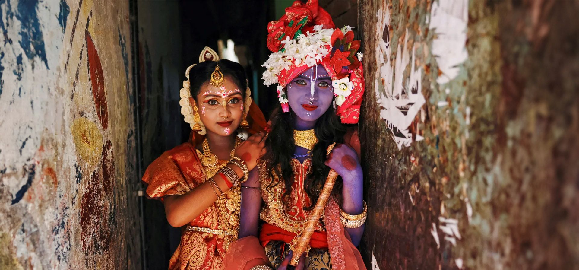 Daca, Bangladesh. Niños disfrazados de Radha y el Señor Krishna durante el festival Janmashtami mientras la comunidad marca el nacimiento del Señor Krishna. Fotografía: Mohammad Ponir Hossain/Reuters Daca, Bangladesh. Niños disfrazados de Radha y el Señor Krishna durante el festival Janmashtami mientras la comunidad marca el nacimiento del Señor Krishna. Fotografía: Mohammad Ponir Hossain/Reuters