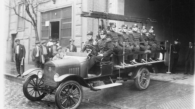 Día del bombero voluntario: historia tras una desgracia