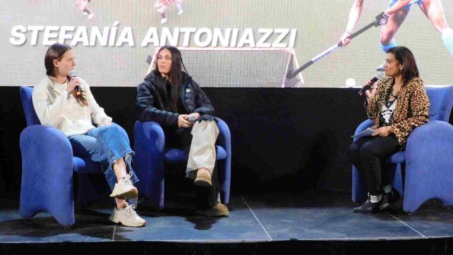 Agustina Albertario y Stefania Antoniazzi brindaron un encuentro sobre liderazgo y trabajo en equipo en Santa Fe.