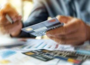 Datos preocupantes sobre endeudamiento y mora en familias y empresas