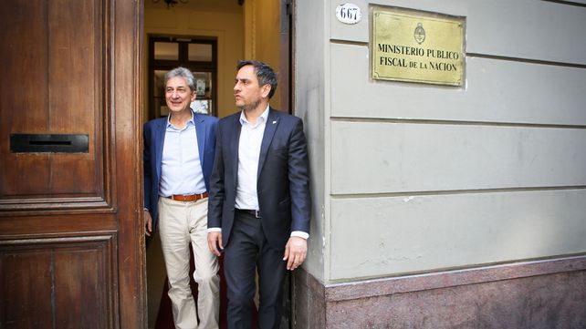 Incendios: Cabandié pidió al procurador Casal que avance con la investigación