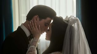 Jacob Elordi y Cailee Spaeny como Elvis y Priscilla Presley. Spaeny obtuvo el premio a mejor actriz en el Festival de Venecia.