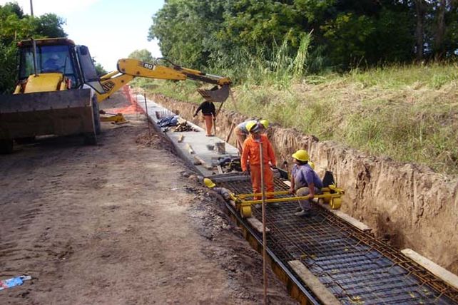 La provincia finalizó el nexo pluvial Facundo Quiroga de Santa Fe