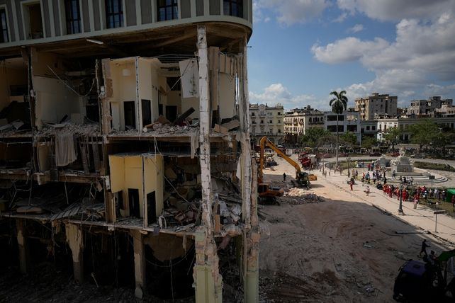 Ascendieron a 26 los muertos por la explosión en un hotel en La Habana