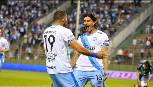 Atlético Tucumán busca prolongar su festejo ante Arsenal