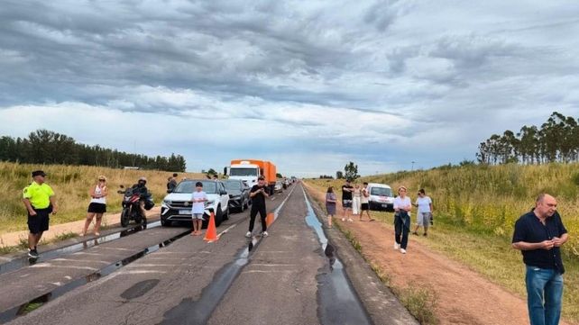El aquaplaning en la ruta 136 es un peligro recurrente debido a su mal estado y la presencia de agua en la calzada por el surco del pavimento.