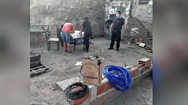 Encontraron cables de diversos tipos en los allanamientos