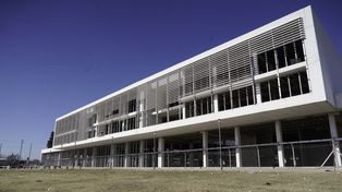 La estructura del Hospital Regional Sur, en San Martín y Circunvalación.