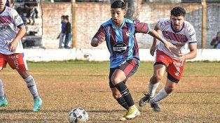 Vecinal Gálvez salvó el invicto en la última jugada ante El Cadi